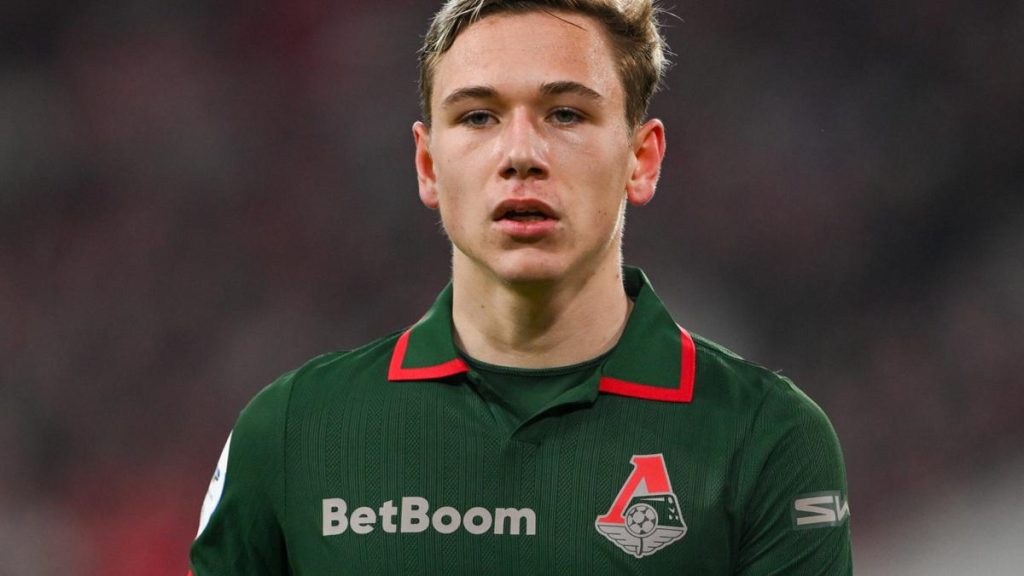 Le PSG surveille la piste Aleksey Batrakov