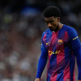 Alejandro Balde reste au cœur des rumeurs mercato autour du FC Barcelone.