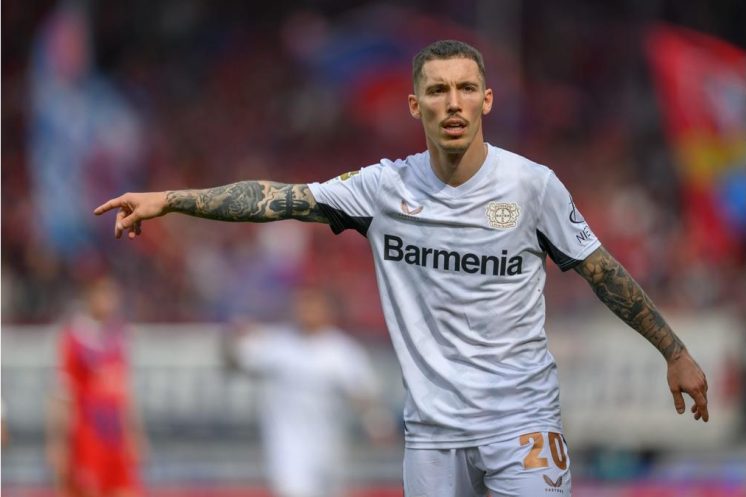 Alejandro Grimaldo aurait trouvé un accord avec Besiktas, mais le Bayer Leverkusen réclame au moins 20 millions d’euros.