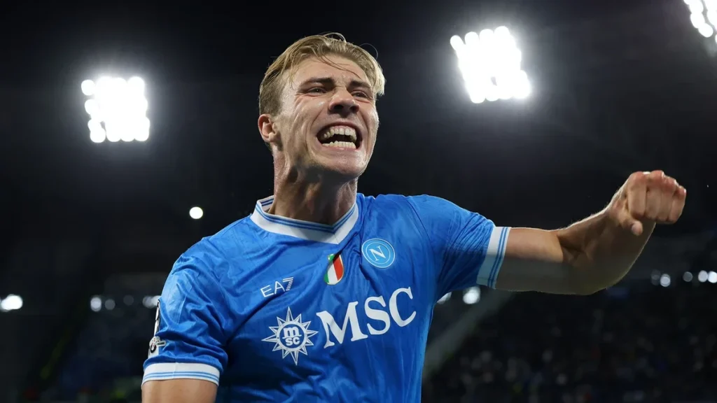 Rasmus Højlund reste définitivement à Naples