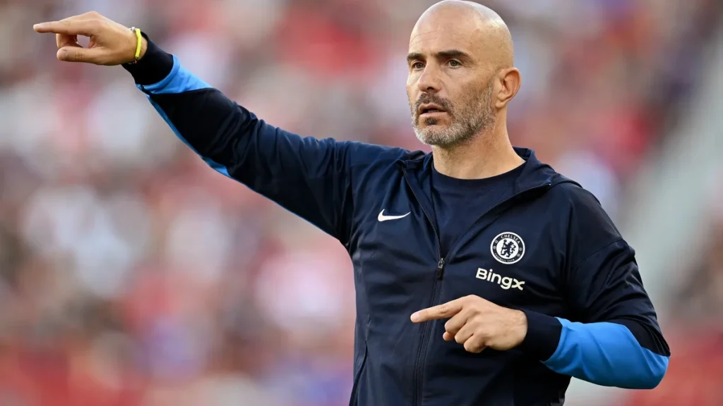 Enzo Maresca arrive à Manchester City