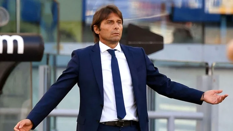 Antonio Conte va quitter Naples en fin de saison