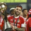 Nicolas Otamendi va quitter Benfica librement après six saisons au club.