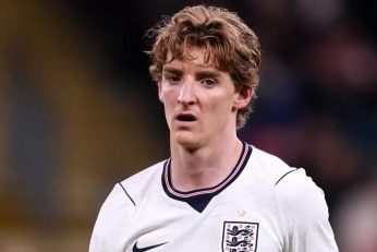 Anthony Gordon va quitter Newcastle pour rejoindre le FC Barcelone dans un transfert estimé à 80 millions d’euros bonus compris.