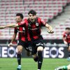 Les joueurs niçois célèbrent le maintien de l’OGC Nice en Ligue 1.