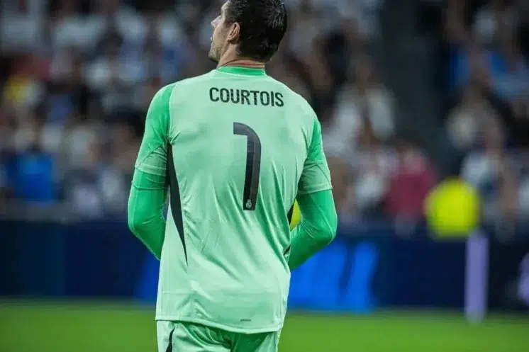 Thibaut Courtois serait dans le viseur d’Al Qadsiah pour le prochain mercato.