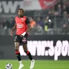 Jérémy Jacquet a salué une dernière fois les supporters rennais avant son départ vers Liverpool.