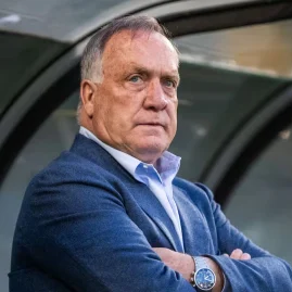 Dick Advocaat devrait reprendre la sélection de Curaçao à un mois de la Coupe du monde.