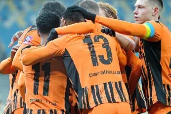 Le Shakhtar Donetsk remporte le championnat d’Ukraine 2025-2026 sous les ordres d’Arda Turan.