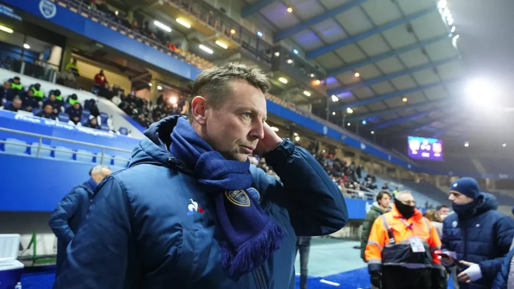 Stéphane Dumont élu meilleur entraîneur de Ligue 2