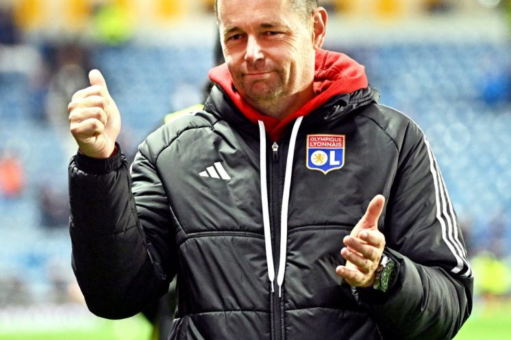 Pierre Sage est annoncé dans le viseur de Crystal Palace pour prendre la suite d’Oliver Glasner.