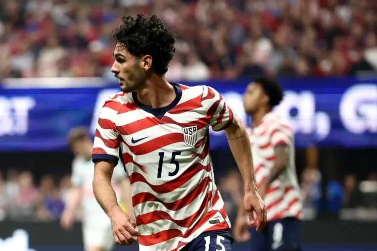 Johnny Cardoso devrait manquer la Coupe du monde 2026 après une opération de la cheville droite.