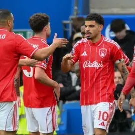 Nottingham Forest et Leeds United sont officiellement maintenus en Premier League.