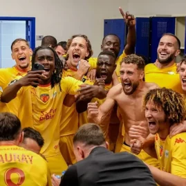 Le Mans FC célèbre son retour officiel en Ligue 1 après une saison exceptionnelle.