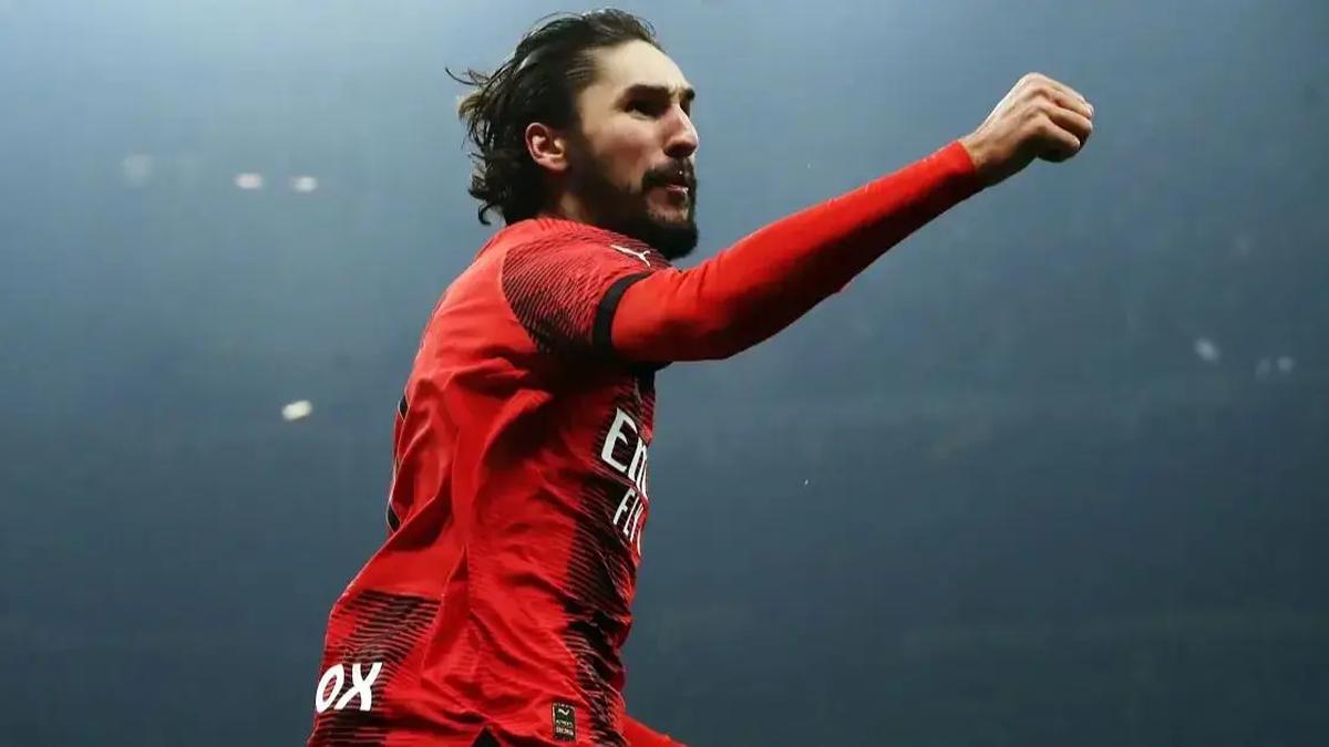 Yacine Adli se dit désormais prêt à représenter l’Algérie après avoir regretté ses anciennes prises de position.