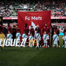 Le FC Metz est officiellement relégué en Ligue 2 après une nouvelle saison cauchemar.