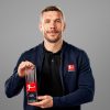 Lukas Podolski met fin à sa carrière professionnelle après un immense parcours entre clubs européens et équipe d’Allemagne.