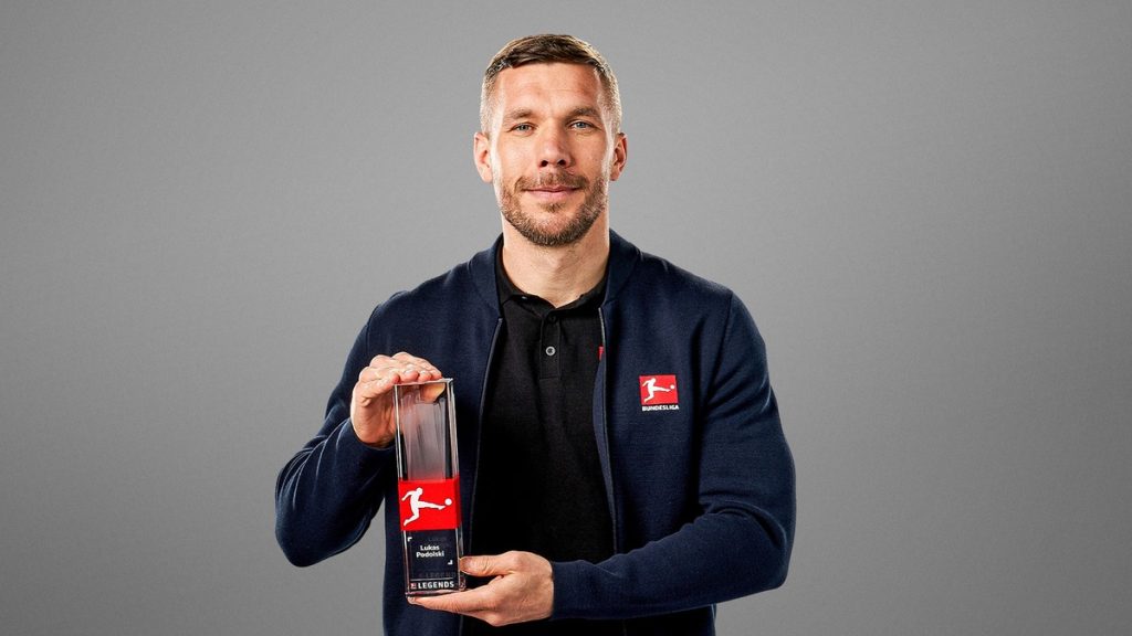 Lukas Podolski raccroche les crampons après une carrière immense