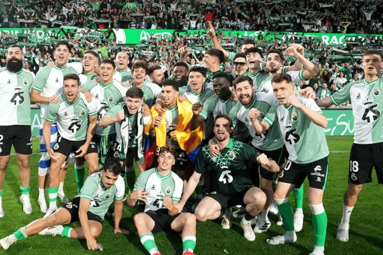 Le Racing Santander retrouve la Liga quatorze ans après sa dernière saison dans l’élite.