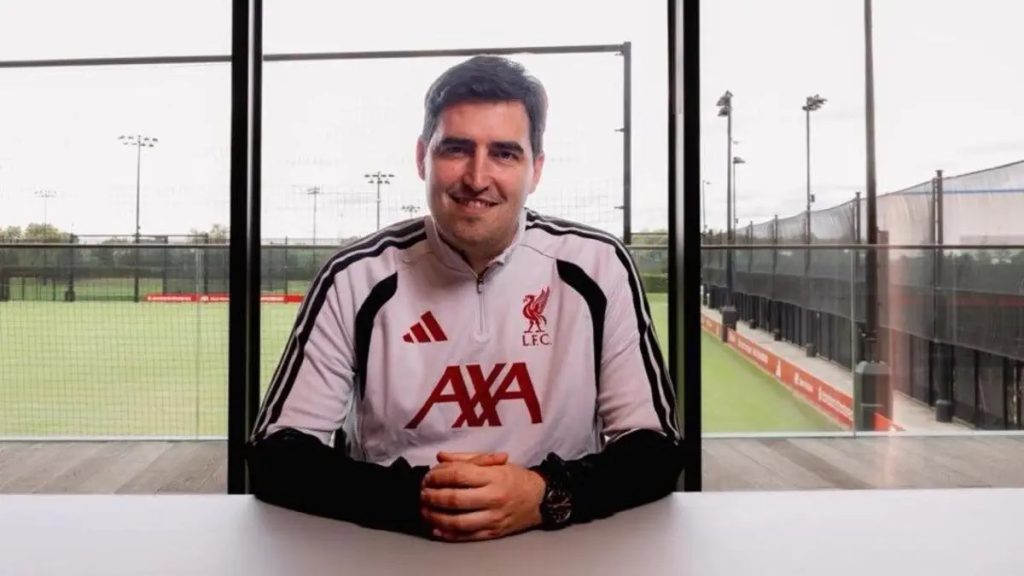 Andoni Iraola nommé nouvel entraîneur de Liverpool