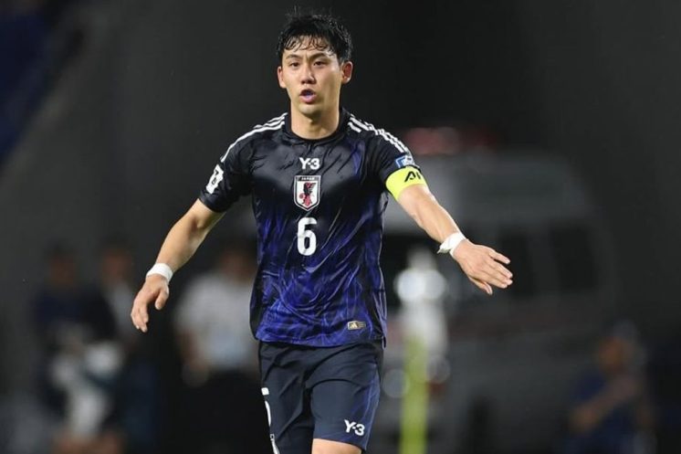 Wataru Endo quitte la sélection japonaise après son forfait pour le Mondial 2026.