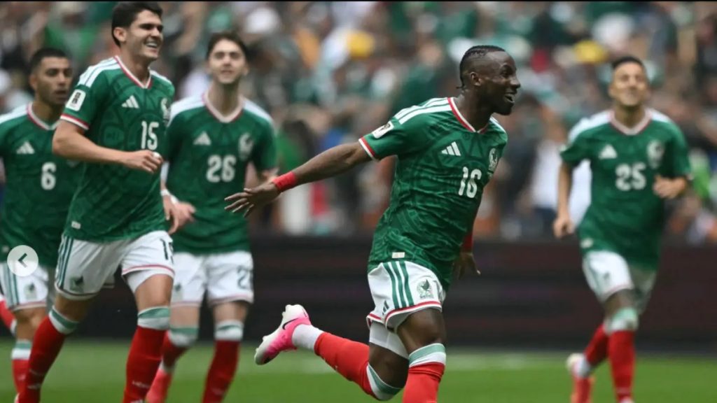 Julián Quiñones entre dans l’histoire des premiers buteurs du Mondial