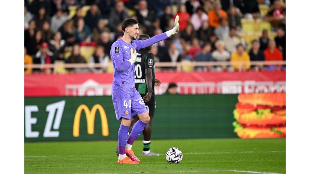 Le RC Lens menacé par une vague de départs cet été