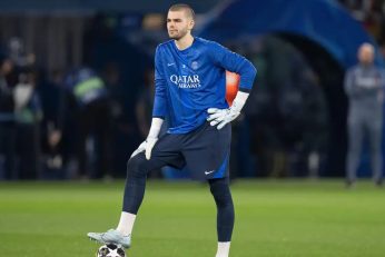 Lucas Chevalier intéresse Besiktas et Tottenham en cas de départ du PSG.