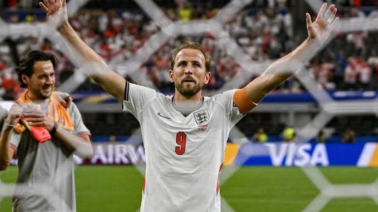 Harry Kane rejoint Gary Lineker au sommet du football anglais