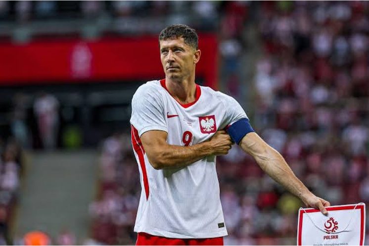 Robert Lewandowski pourrait quitter l’Europe pour rejoindre Chicago Fire en MLS.