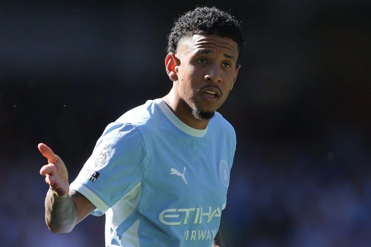 Tottenham travaillerait sur une offre d’environ 60 millions de livres pour recruter Savinho à Manchester City.