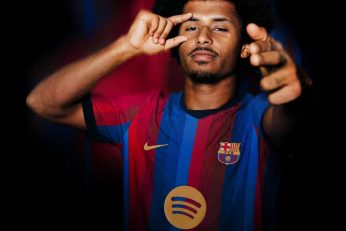 Karim Adeyemi s’est engagé avec le FC Barcelone jusqu’en juin 2031.