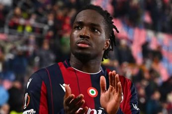 Everton s’intéresse à Jonathan Rowe, mais Bologne réclamerait 45 millions d’euros pour son transfert.