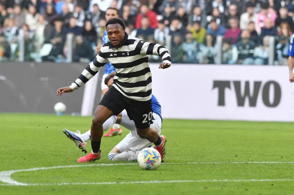 Lyon pousse pour recruter Loïs Openda