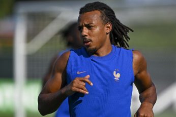 Jules Koundé figure sur les tablettes du Bayern Munich.