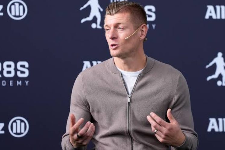 Toni Kroos critique fortement le niveau actuel de la sélection allemande après son échec au Mondial.