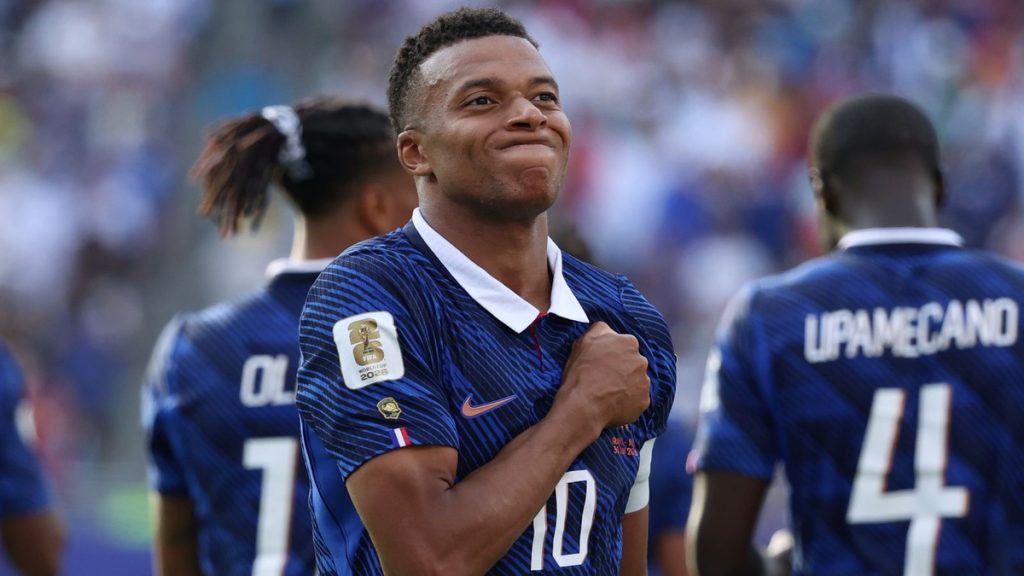 Kylian Mbappé entre encore plus dans l’histoire de la Coupe du monde