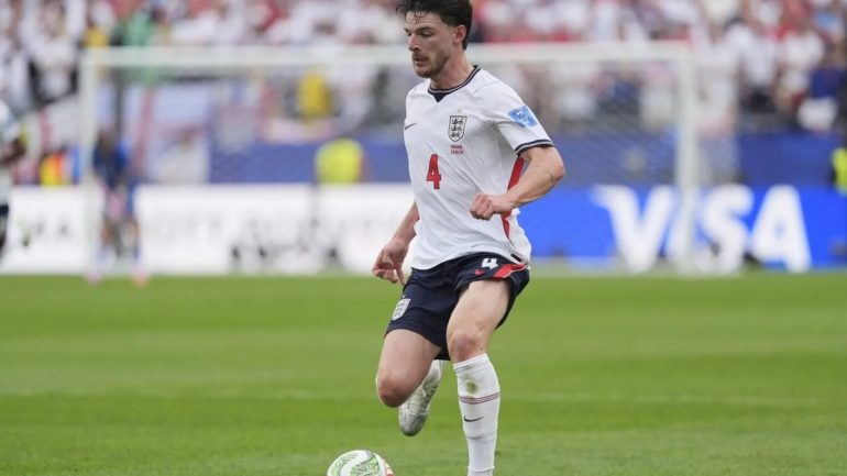 France-Angleterre : Declan Rice signe une prestation parfaite contre les Bleus