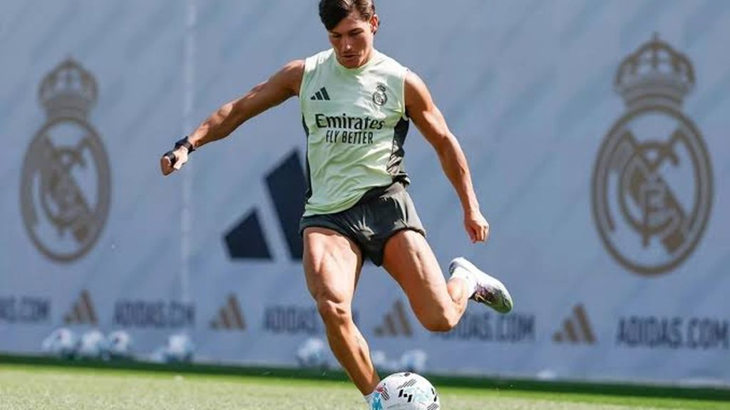 Fran García se rapproche du Real Betis