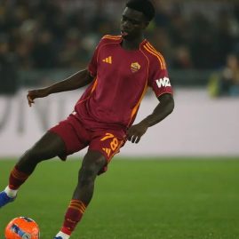 Blessé au ligament collatéral du genou droit, Robinio Vaz devrait être absent pendant environ quinze jours.