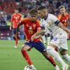 Lamine Yamal affiche désormais neuf victoires en onze confrontations face à Kylian Mbappé.