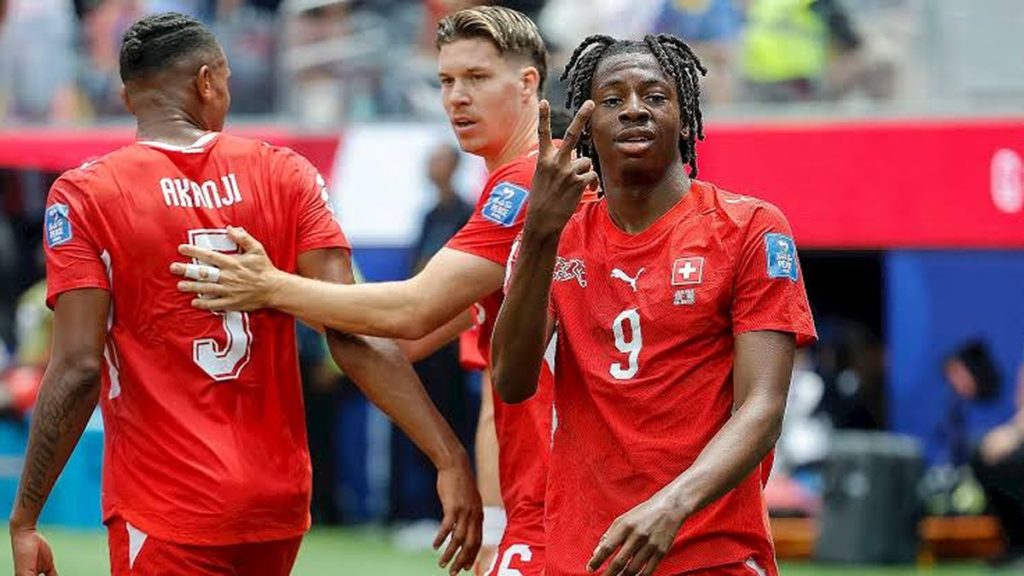 Newcastle fonce sur Johan Manzambi