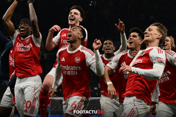 Arsenal et Manchester City se disputent dimanche le premier trophée de la saison anglaise.