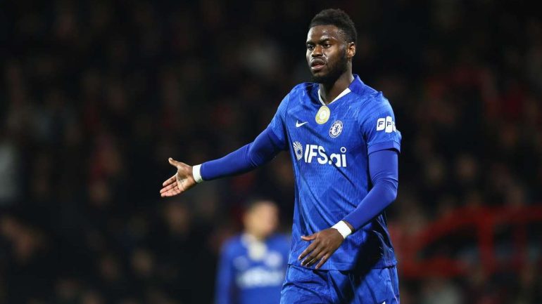 Benoît Badiashile quitte Chelsea et rejoint Naples
