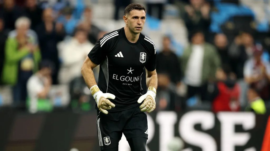 Chelsea pense à Emiliano Martínez pour son but