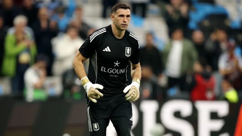 Chelsea pense à Emiliano Martínez pour son but