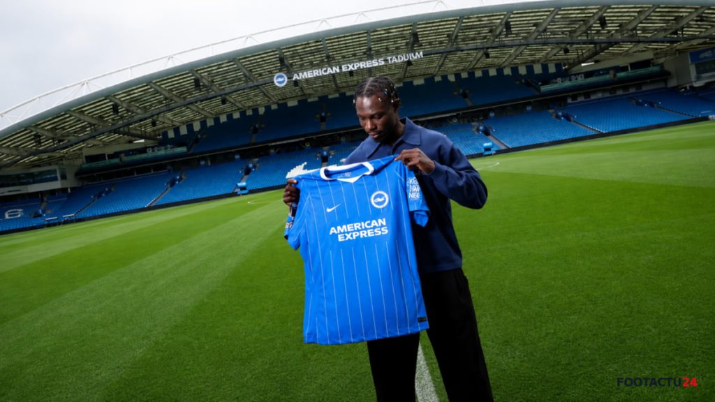 Promise David rejoint Brighton