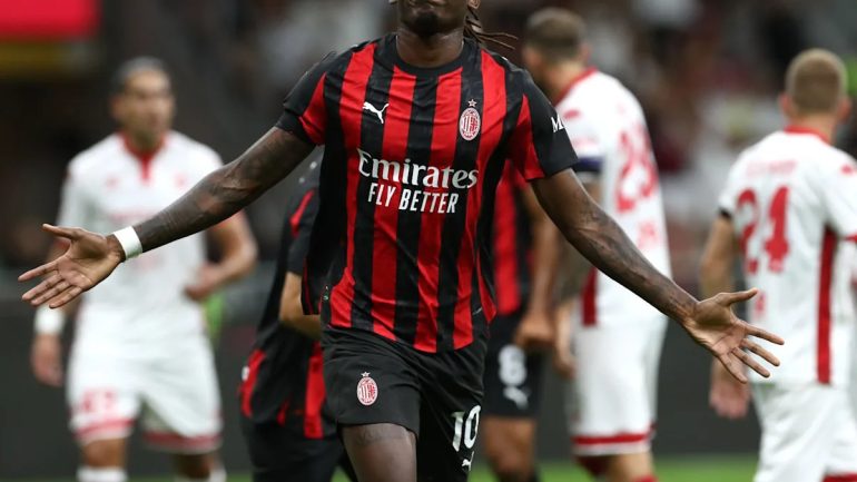 Rafael Leão privilégierait Aston Villa pour son avenir