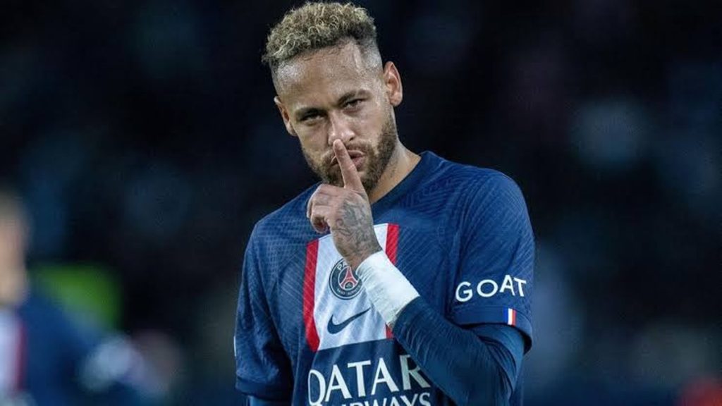 Neymar reste le joueur le plus cher de l’histoire en transferts cumulés