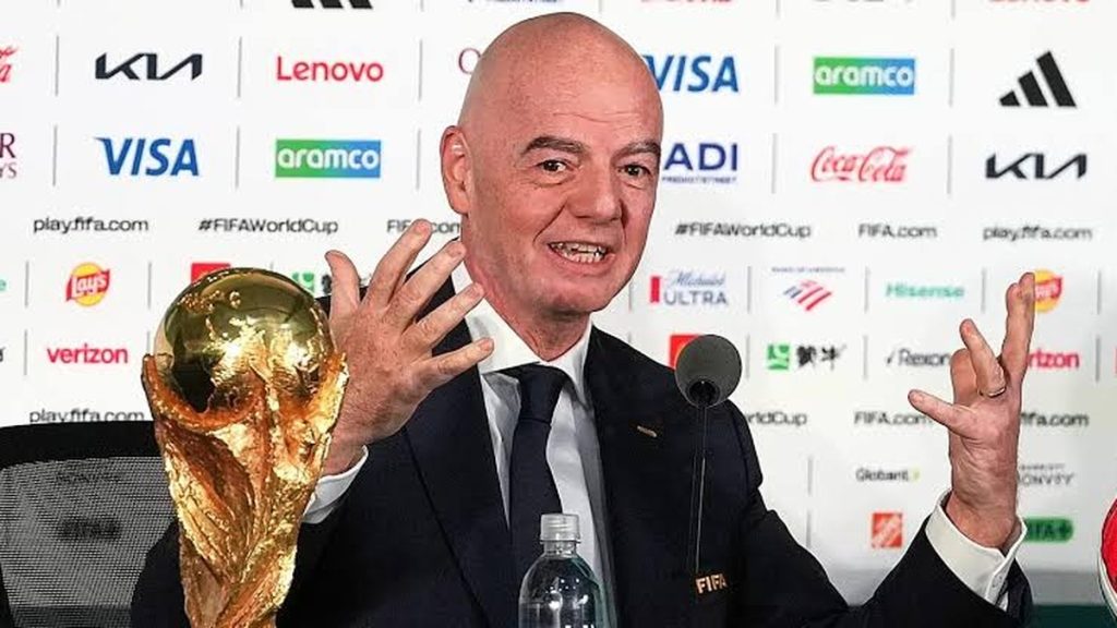 Crise à la FIFA : Gianni Infantino refuse de céder aux appels à la démission